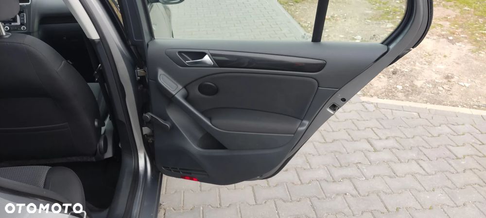 Volkswagen Golf 1.6 Edition - 29
