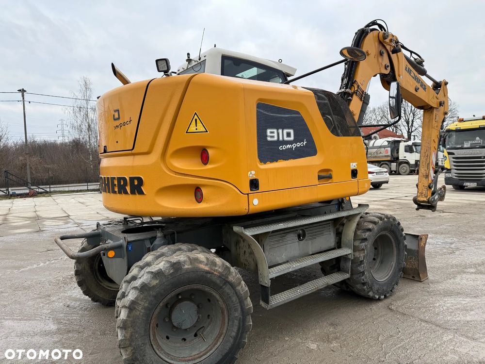 Liebherr A 910 Compact 2015 r. - 5