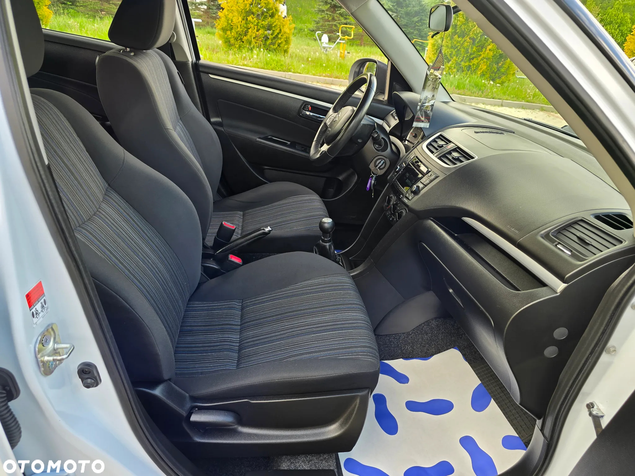 Suzuki Swift 1.2 Club - 25