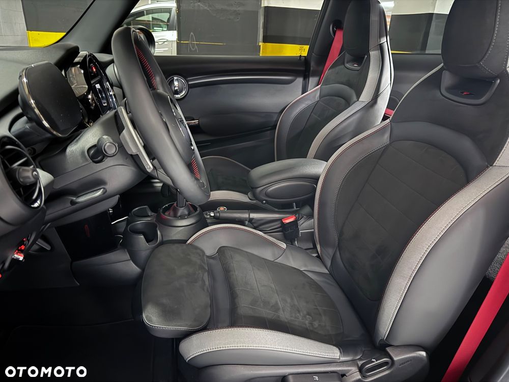 MINI John Cooper Works ALL4 sport - 9
