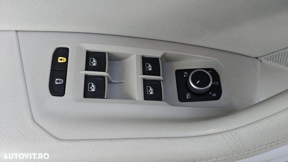 Volkswagen Touareg 3.0 V6 TDI 4Motion DPF Automatik Elegance - 10