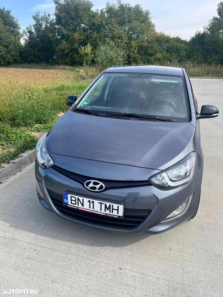 Hyundai i20 1.2 Fifa World Cup Edition - 2