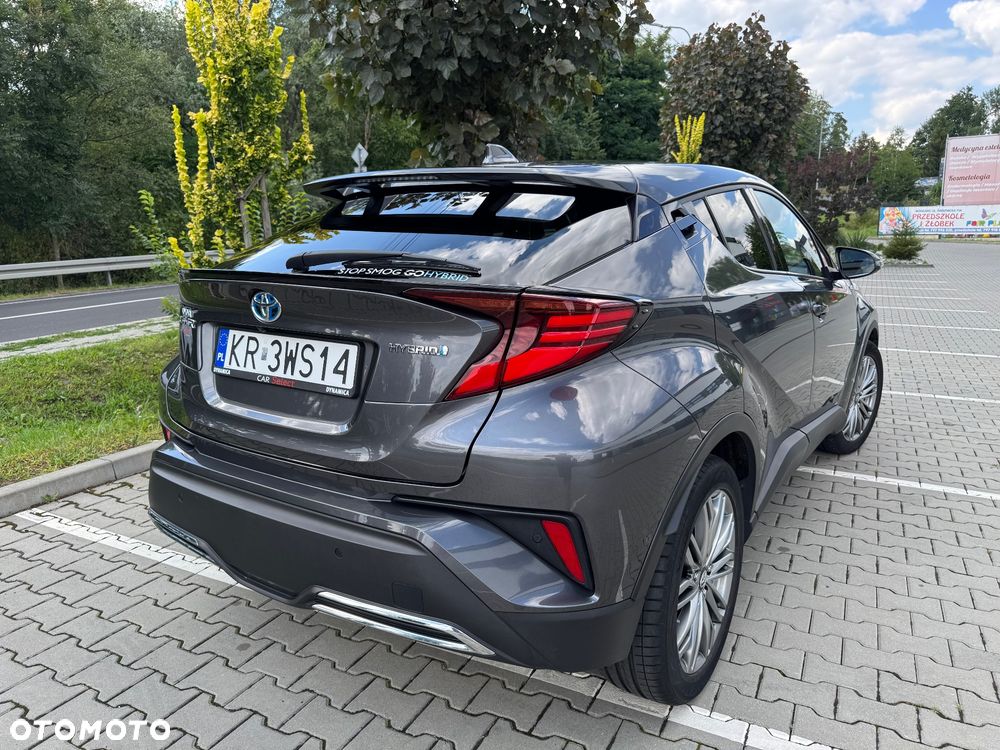 Toyota C-HR 2.0 Hybrid Executive - 1