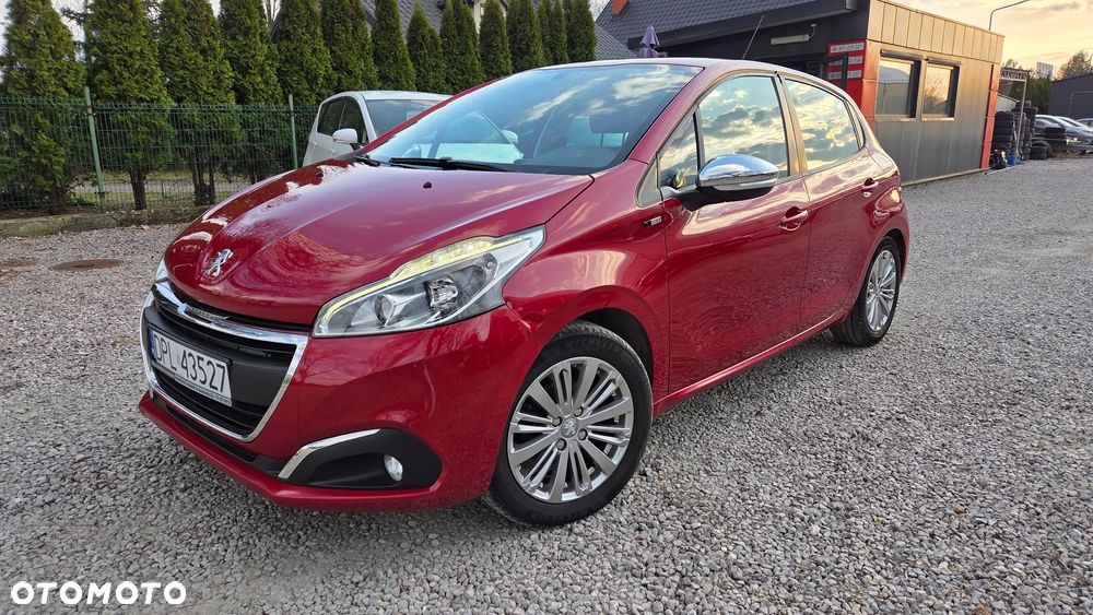 Peugeot 208 1.2 PureTech Allure - 1