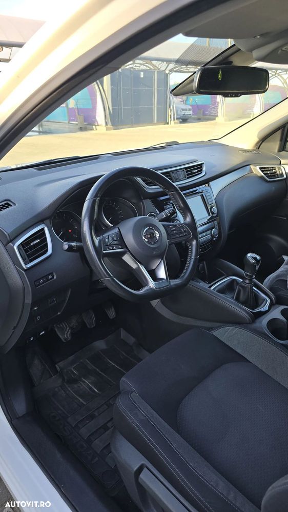Nissan Qashqai 1.3 157CP 2WD N-Connecta - 9