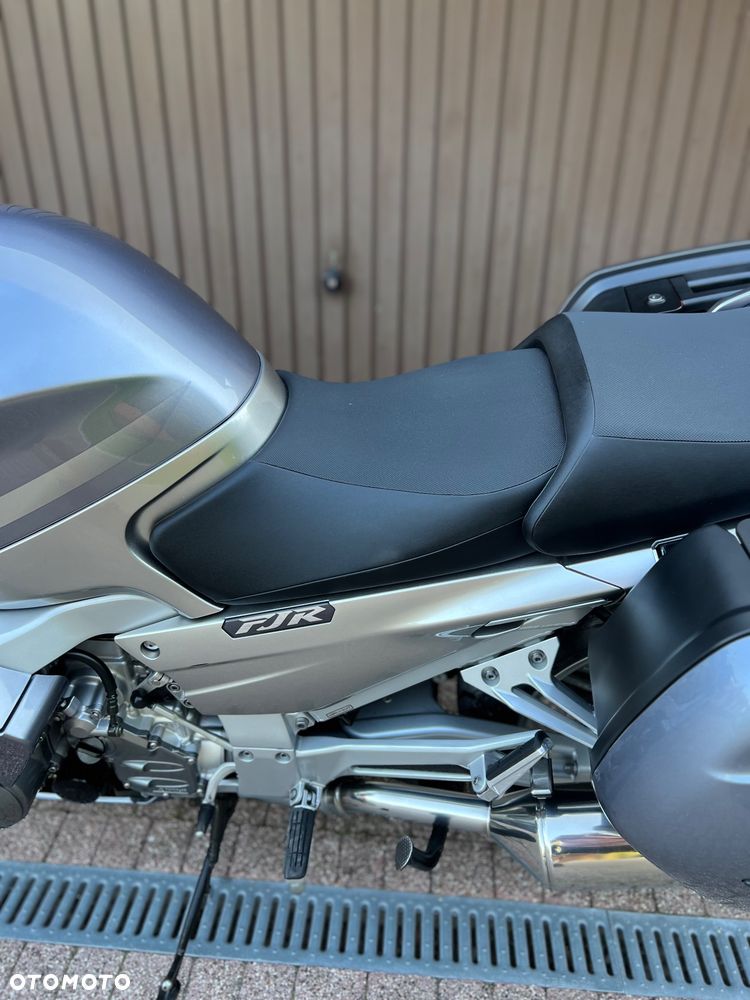 Yamaha FJR - 20
