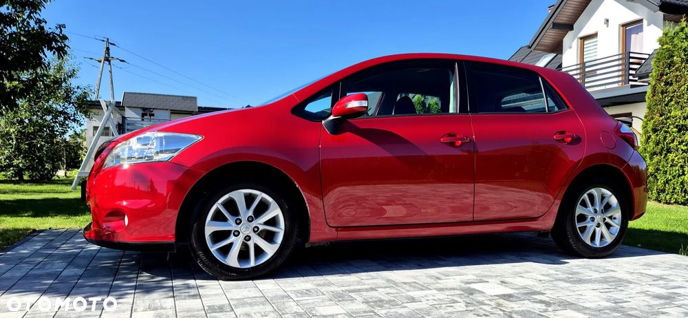 Toyota Auris 1.33 VVT-i Premium - 17