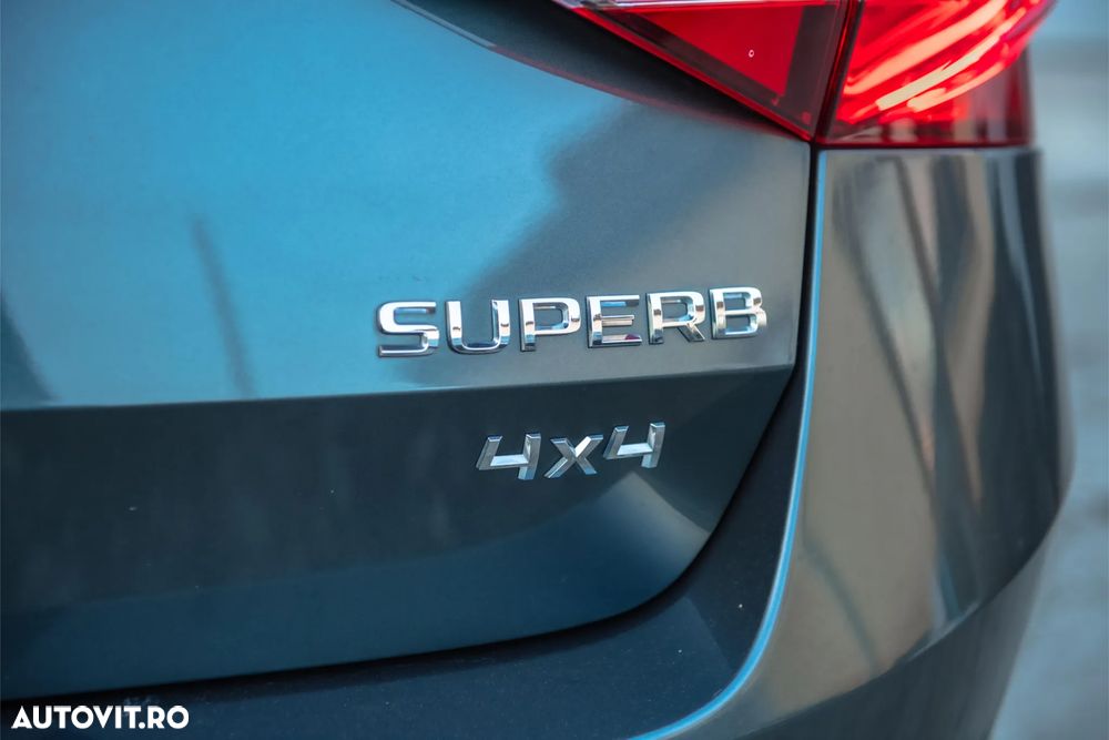 Skoda Superb 2.0 TDI 4X4 DSG Ambition - 22