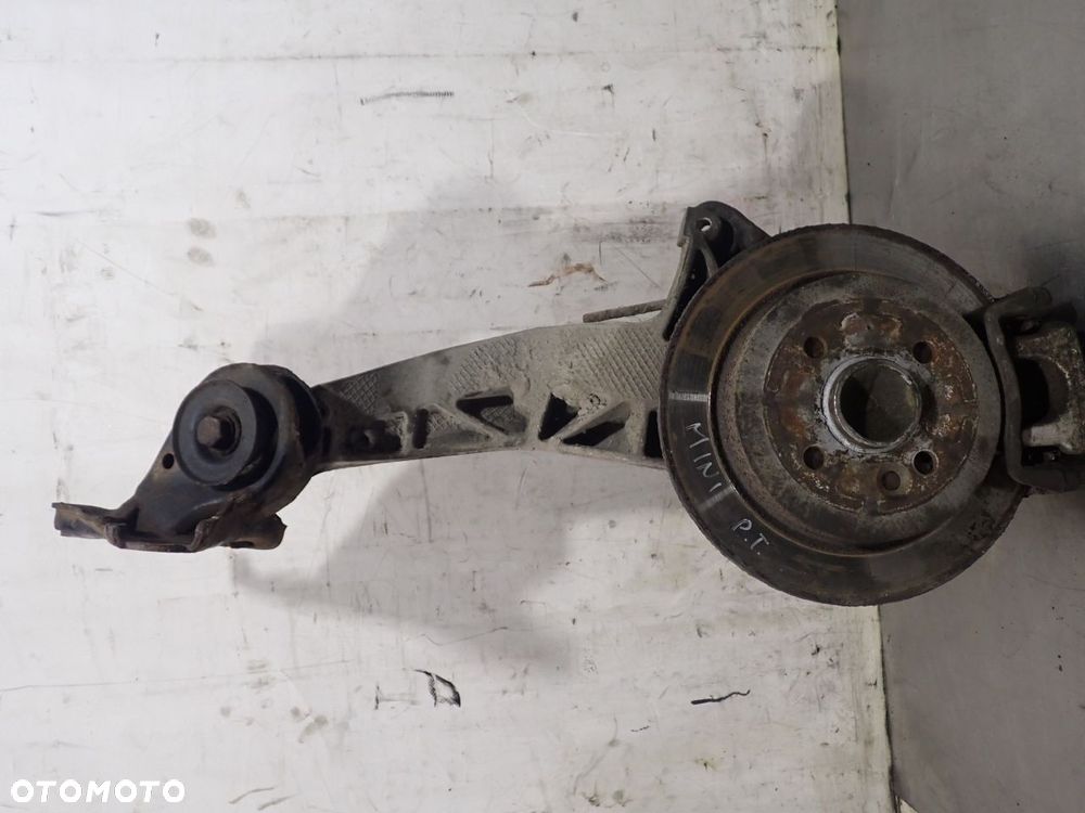 ZWROTNICA PIASTA PRAWY TYŁ MINI ONE R57 1.6 - 1