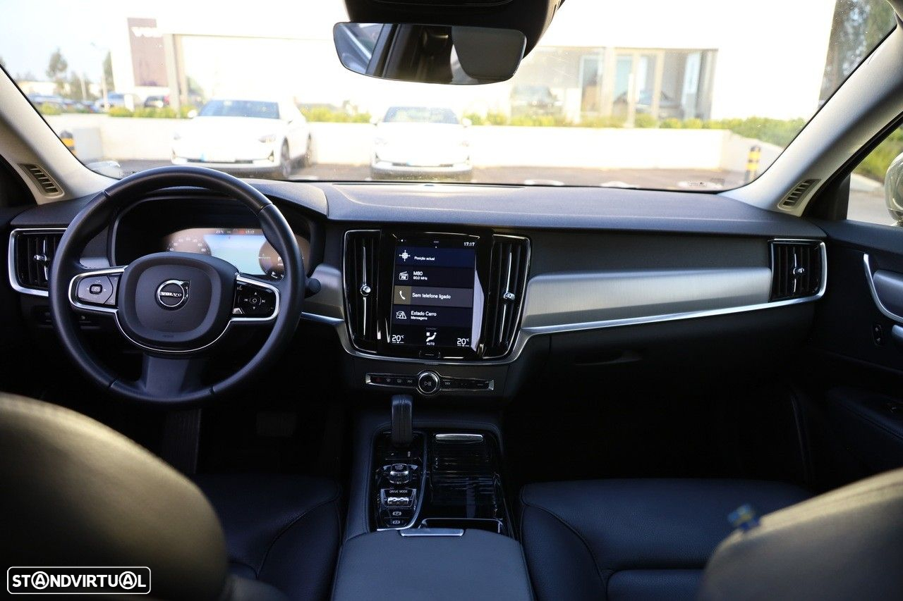 Volvo S90 2.0 T8 Momentum Plus AWD Geartronic - 17