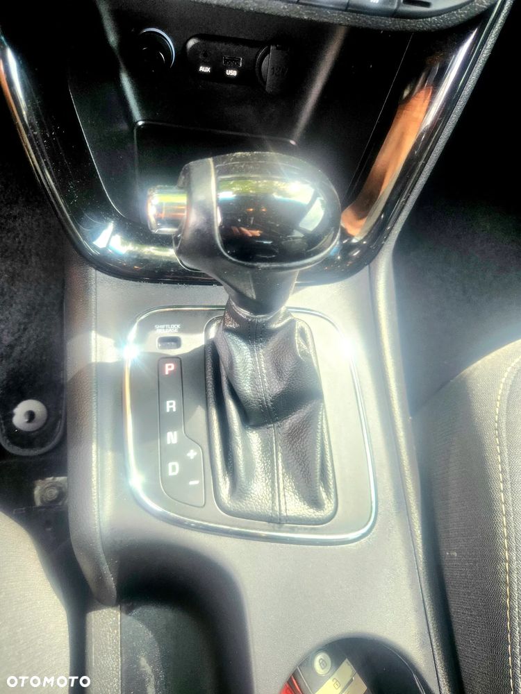 Kia Ceed 1.6 CRDi 128 Spirit - 38