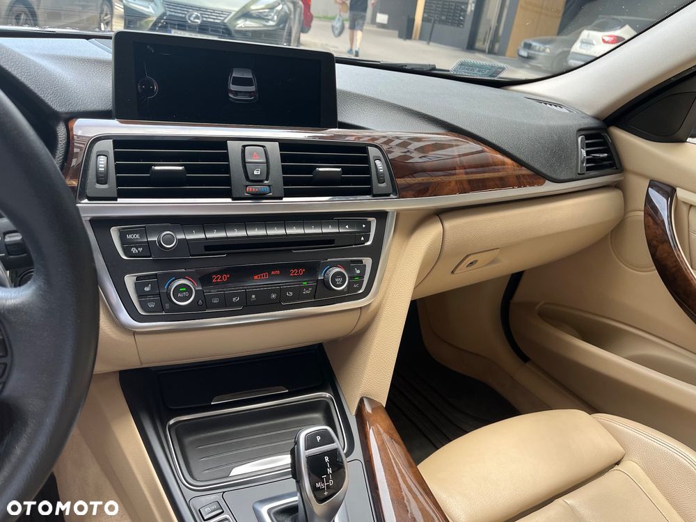 BMW Seria 3 - 12