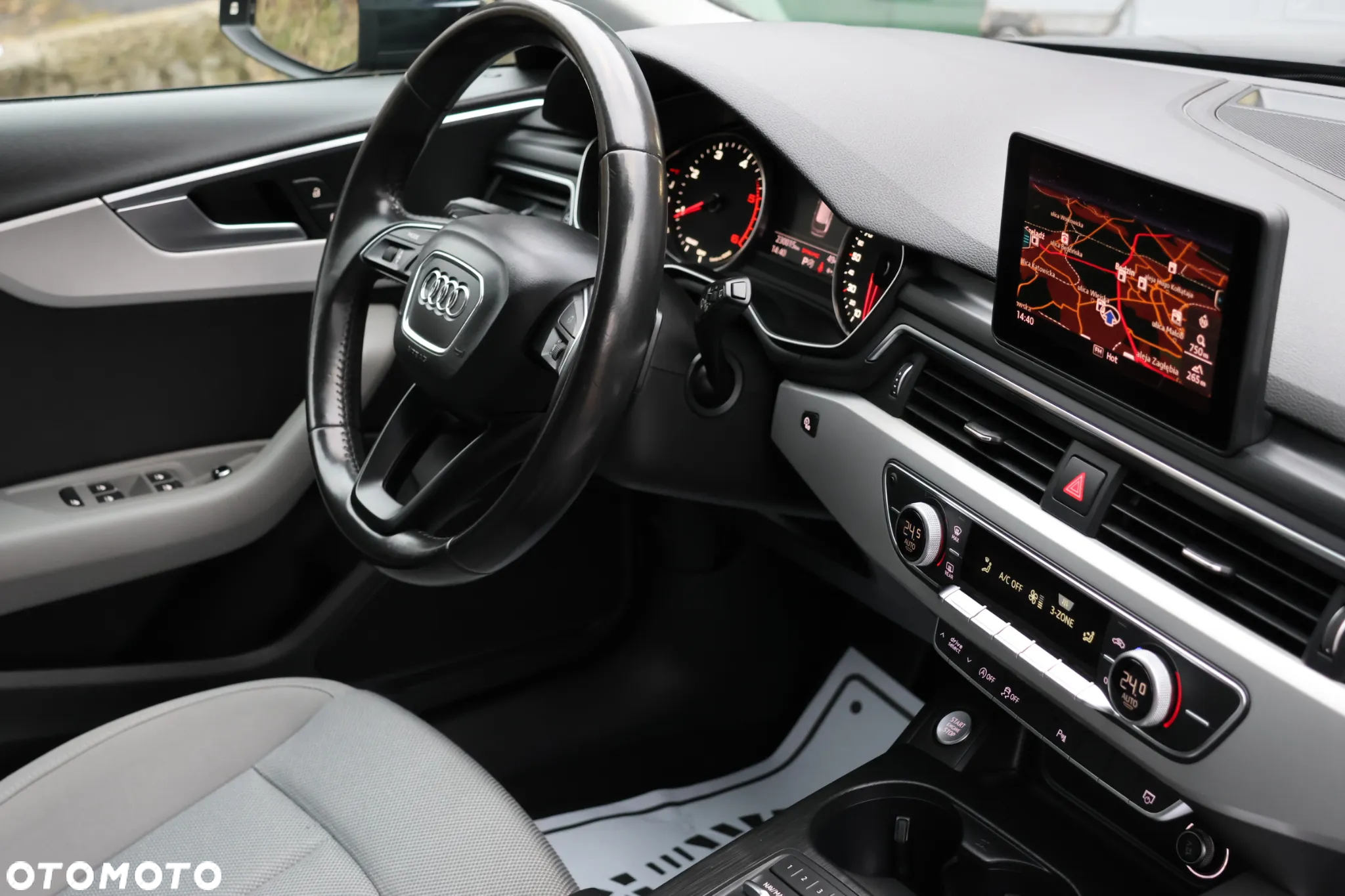 Audi A4 Avant 2.0 TDI ultra S tronic - 23