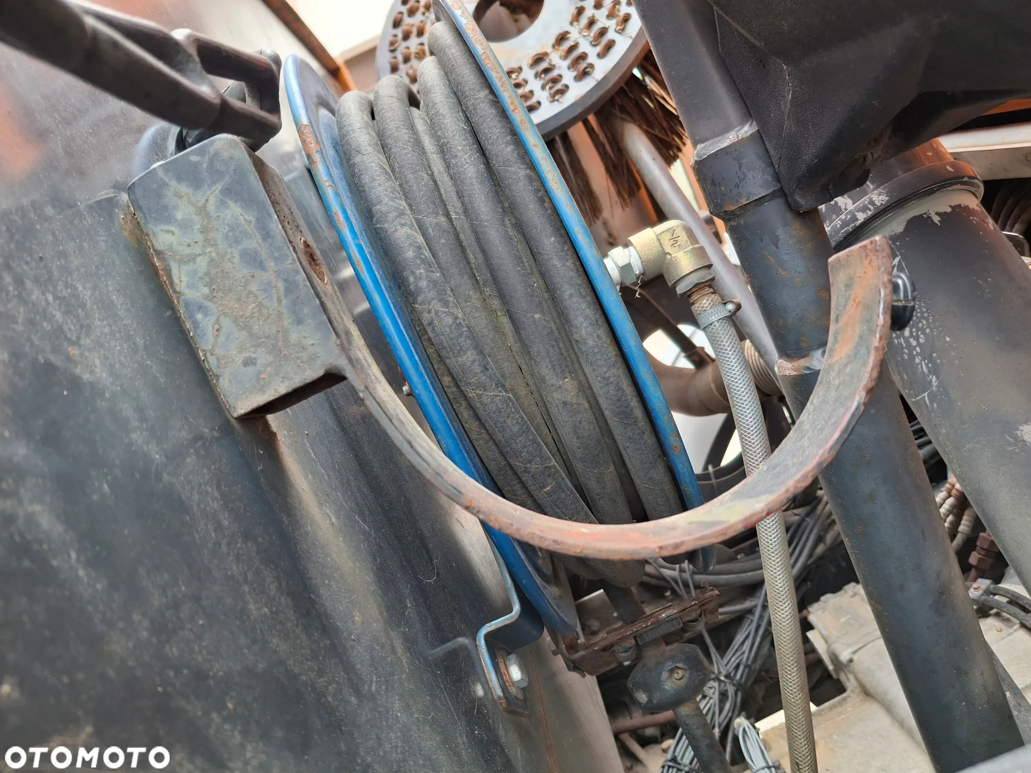 Mercedes-Benz Axor 1823 Zamiatarka Bucher Optifant 70 Szczotki Lewa Prawa Strona 2 Silniki Rura Do Liści Odchwaszczarka - 26