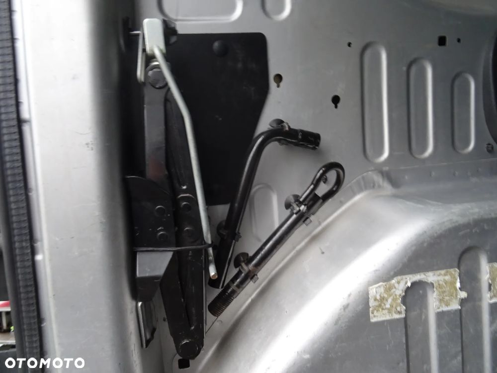 DACIA DOKKER LISTWA PAS TYLNY USZCZELKA DRZWI ZESTAW NAPRAWCZY  INNE CZESCI WARTO PYTAC - 2