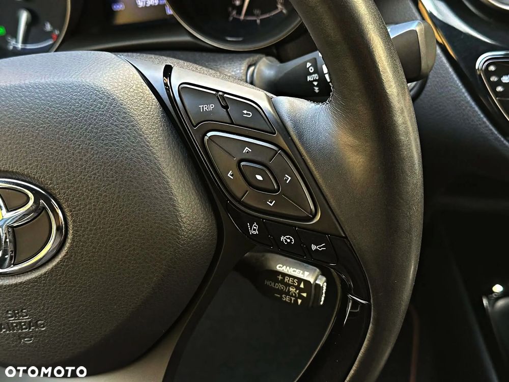 Toyota C-HR 1.8 Hybrid Dynamic - 38