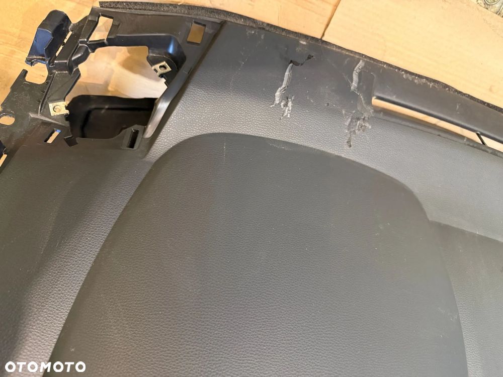 Deska rozdzielcza konsola Toyota Corolla Cross 2022- do regeneracji - 7