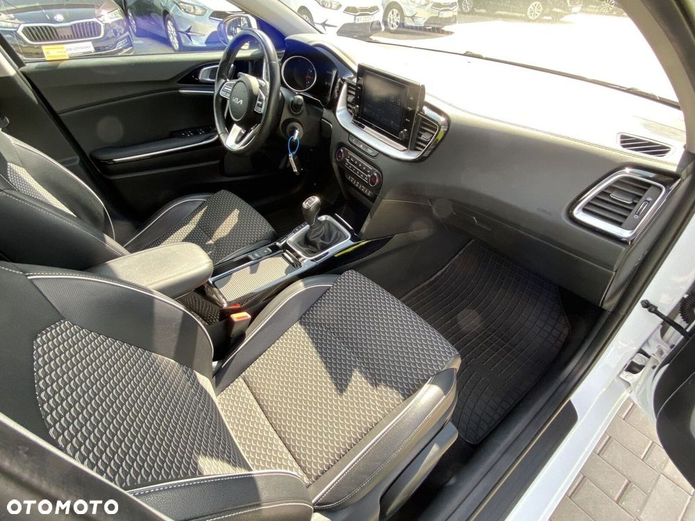 Kia Ceed - 19