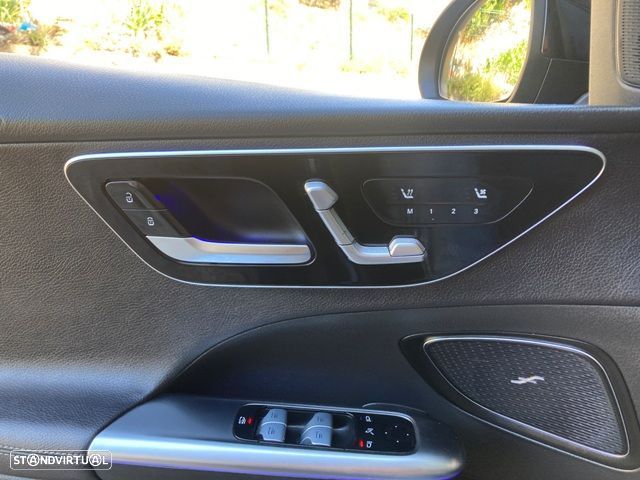 Mercedes-Benz C 300 e T 9G-TRONIC Night Edition - 30