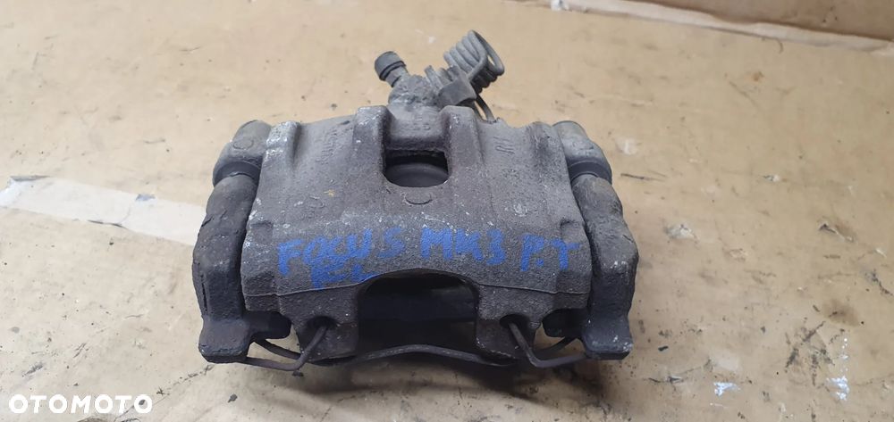 Zacisk hamulcowy prawy Tył Ford Focus Mk3 - 3