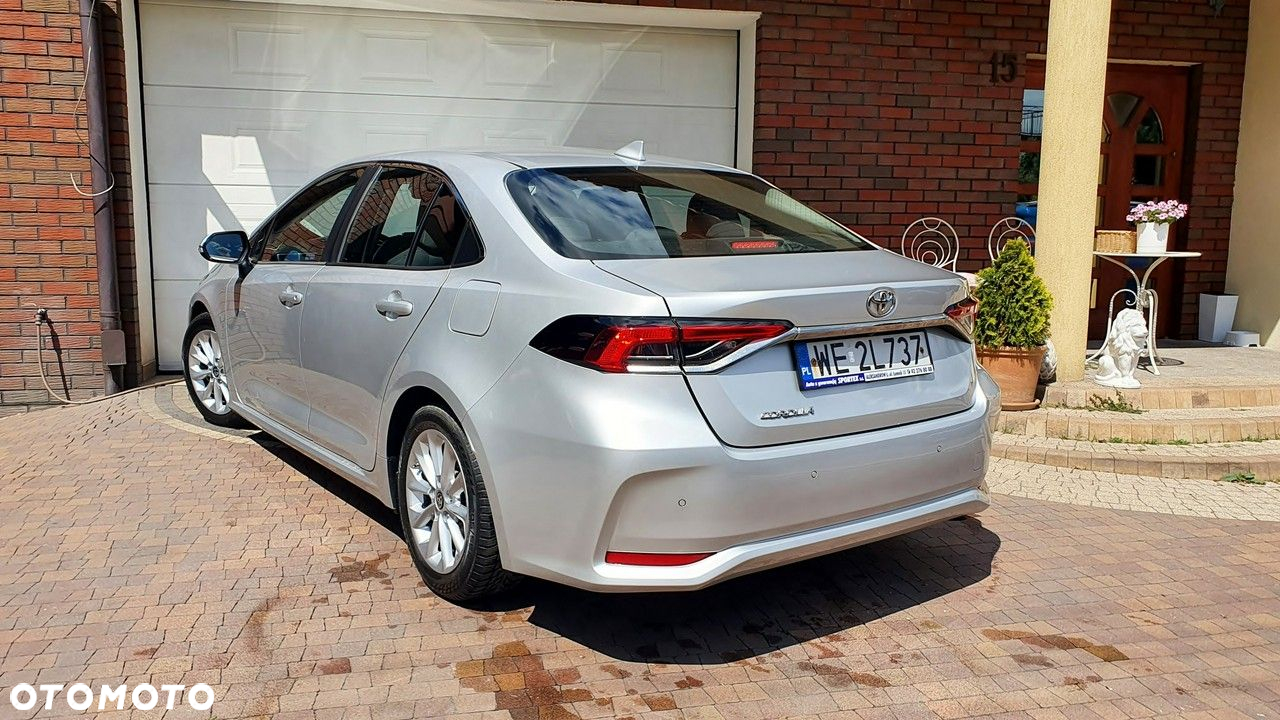 Toyota Corolla 1.6 Comfort - 9