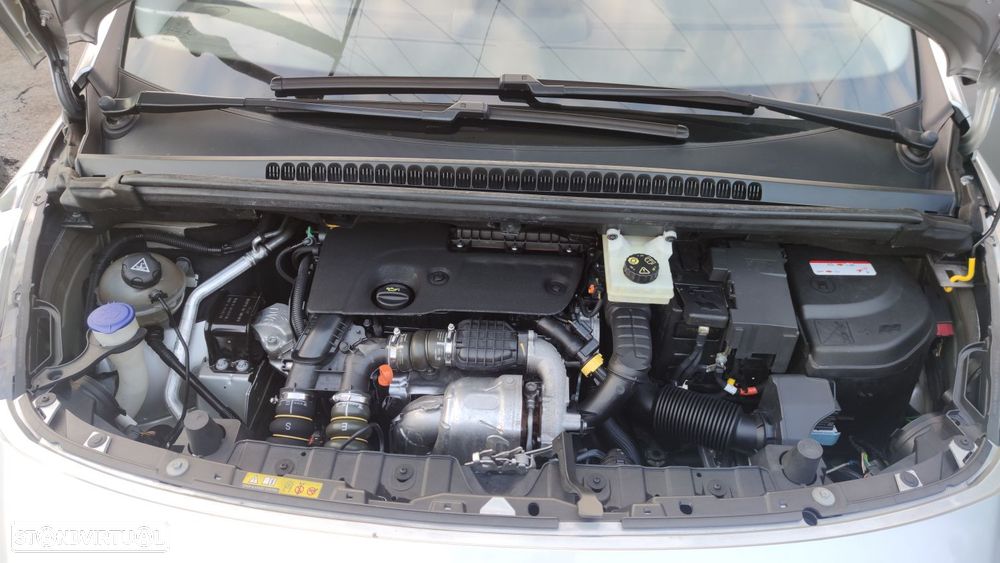 Peugeot 3008 1.6 BlueHDi Style - 16