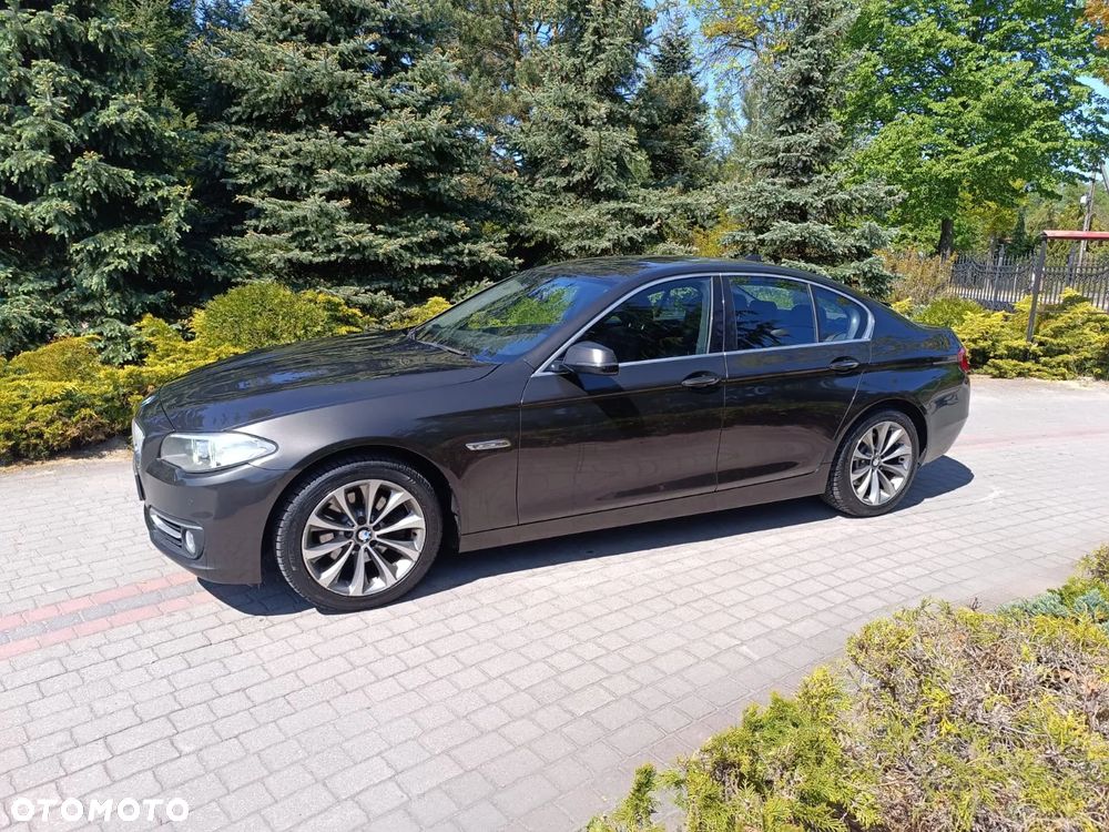 BMW Seria 5 520d xDrive Modern Line - 3