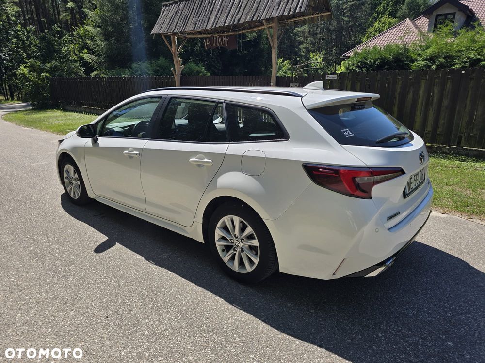 Toyota Corolla 1.8 Hybrid Comfort - 8