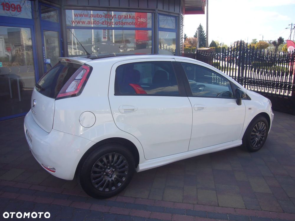 Fiat Punto 1.4 Young - 6