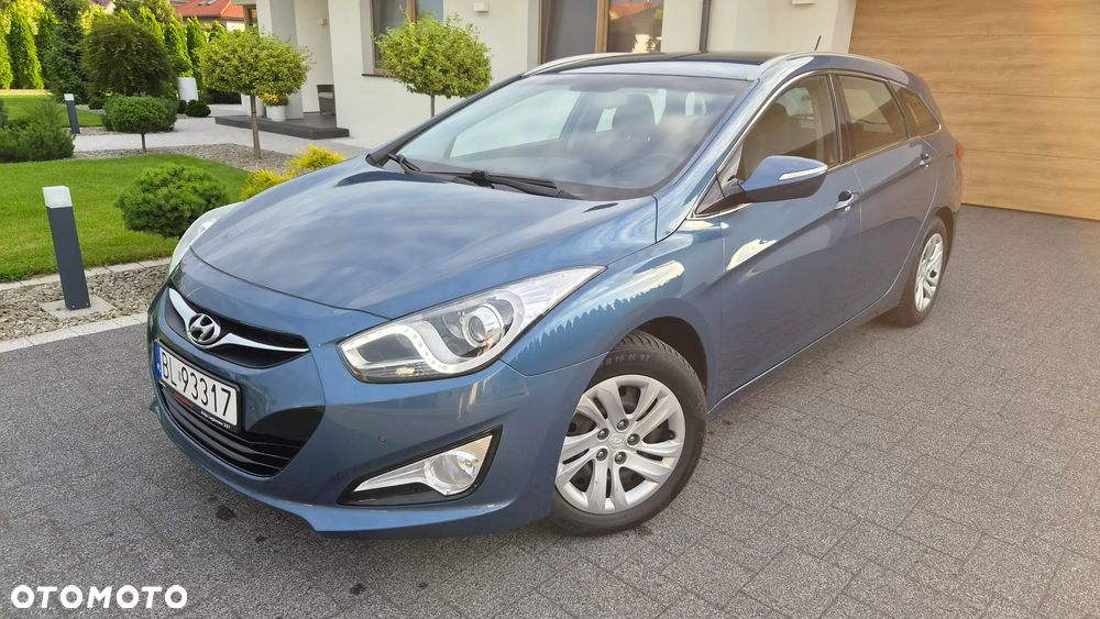 Hyundai i40 Kombi blue 1.6 Family+ - 1
