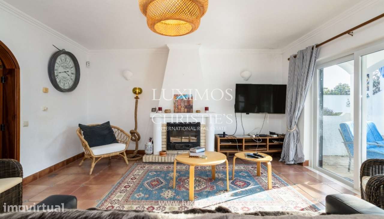 Moradia V3 com piscina para venda em Santa Bárbara de Nexe, Algarve - Grande imagem: 5/25