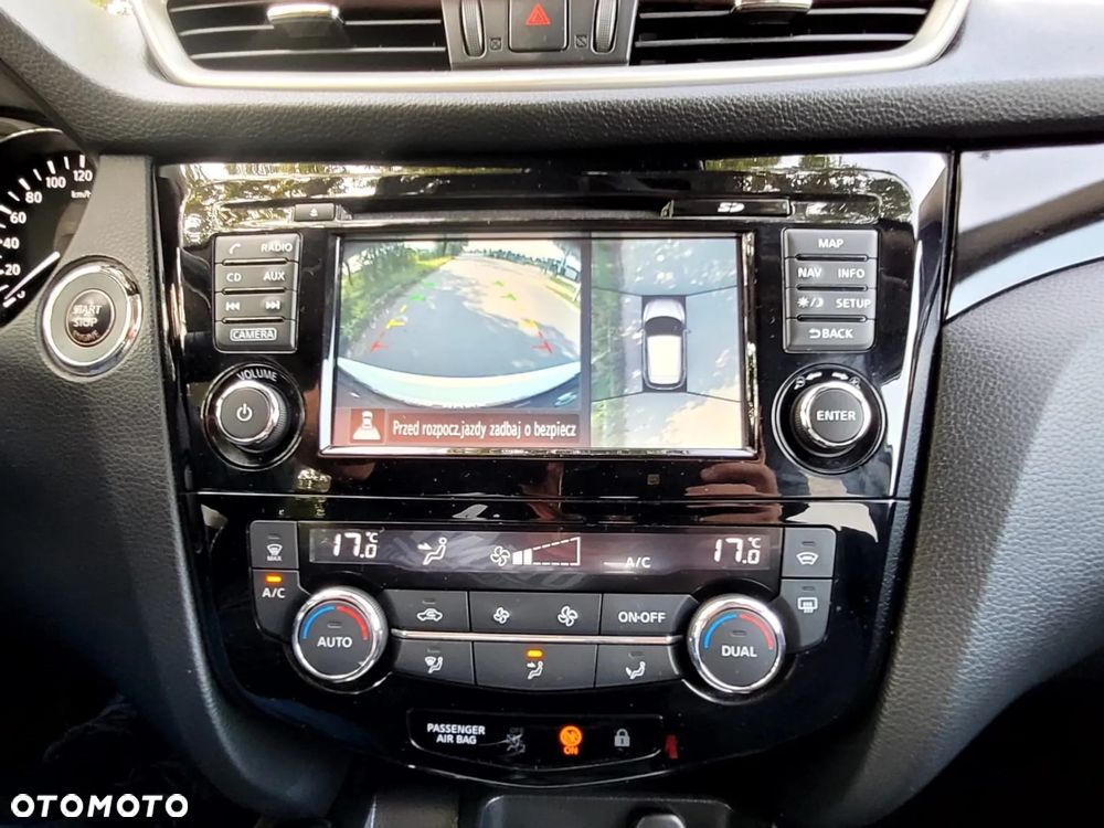 Nissan Qashqai 1.6 DIG-T N-Connecta - 21