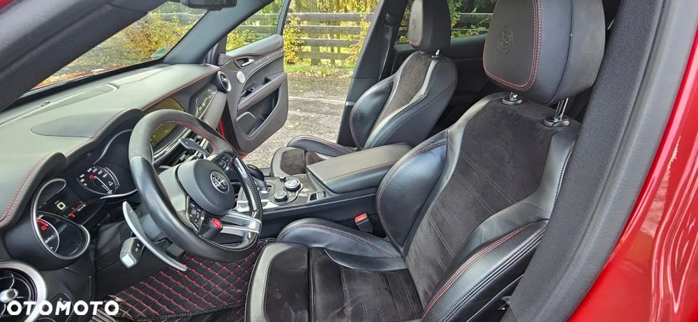 Alfa Romeo Stelvio 2.9 V6 Bi-Turbo Quadrifoglio Q4 - 8