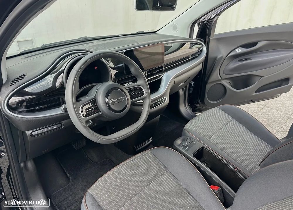 Fiat 500e 42kWh ICON - 10