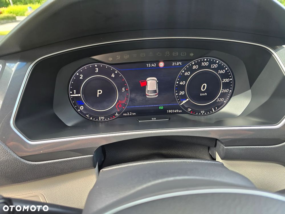 Volkswagen Tiguan - 17