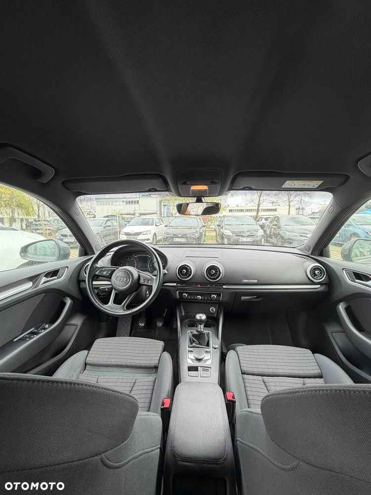 Audi A3 Sportback - 12