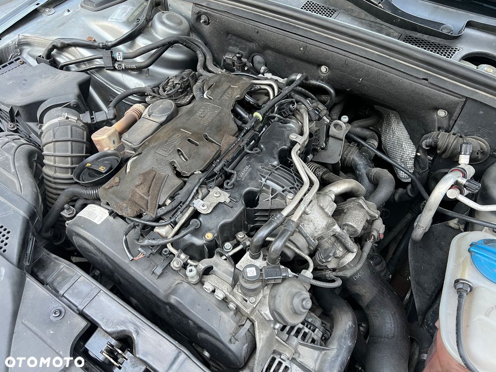 Audi A4 Avant 2.0 TDI - 27