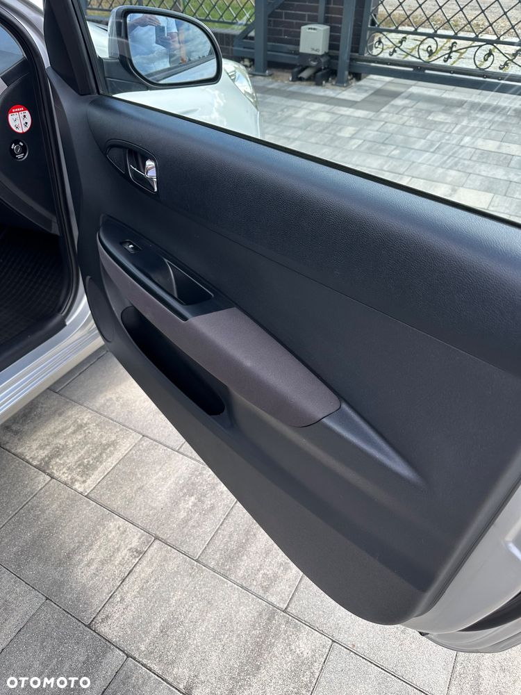 Hyundai i20 - 12