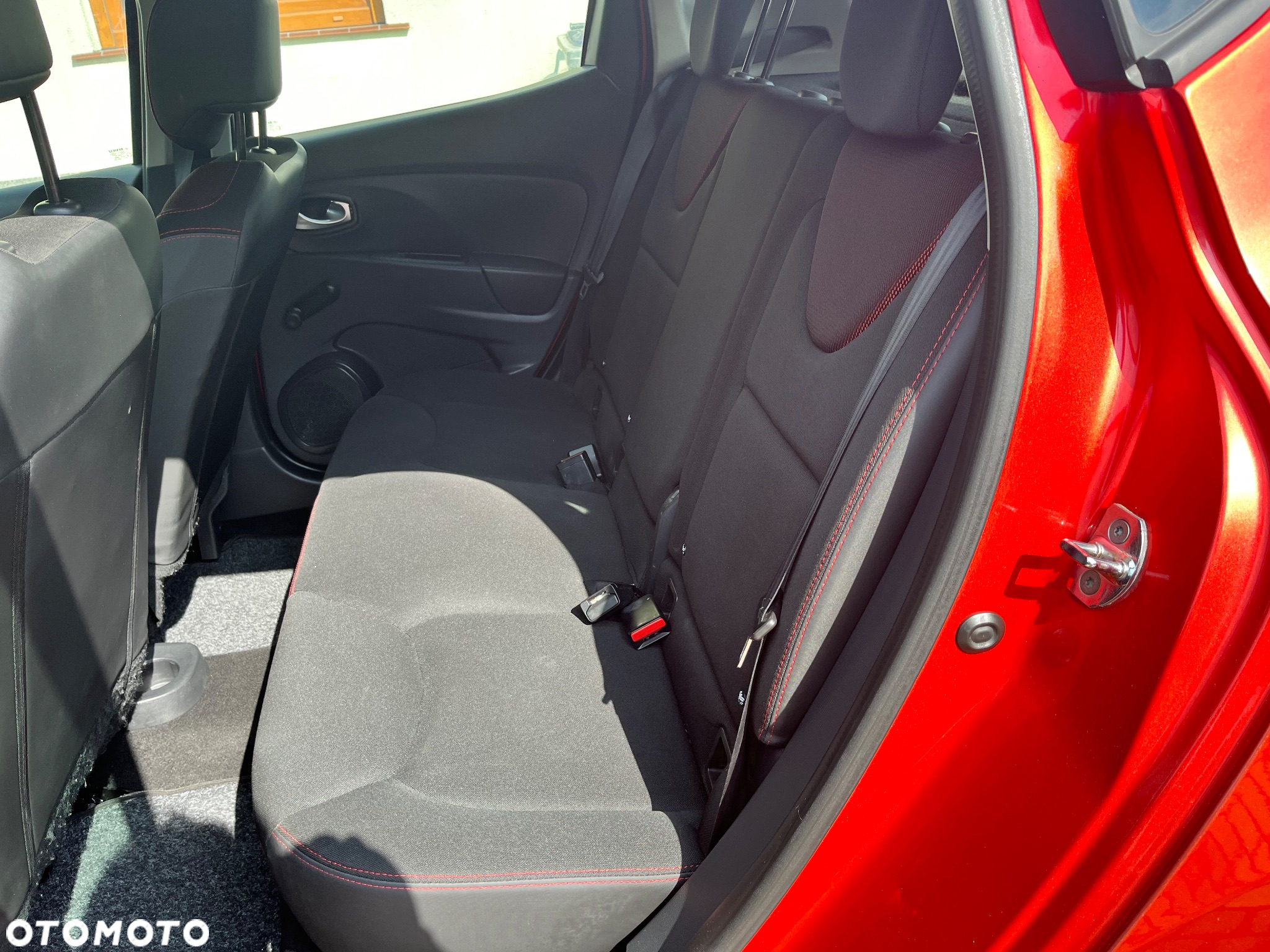 Renault Clio - 9
