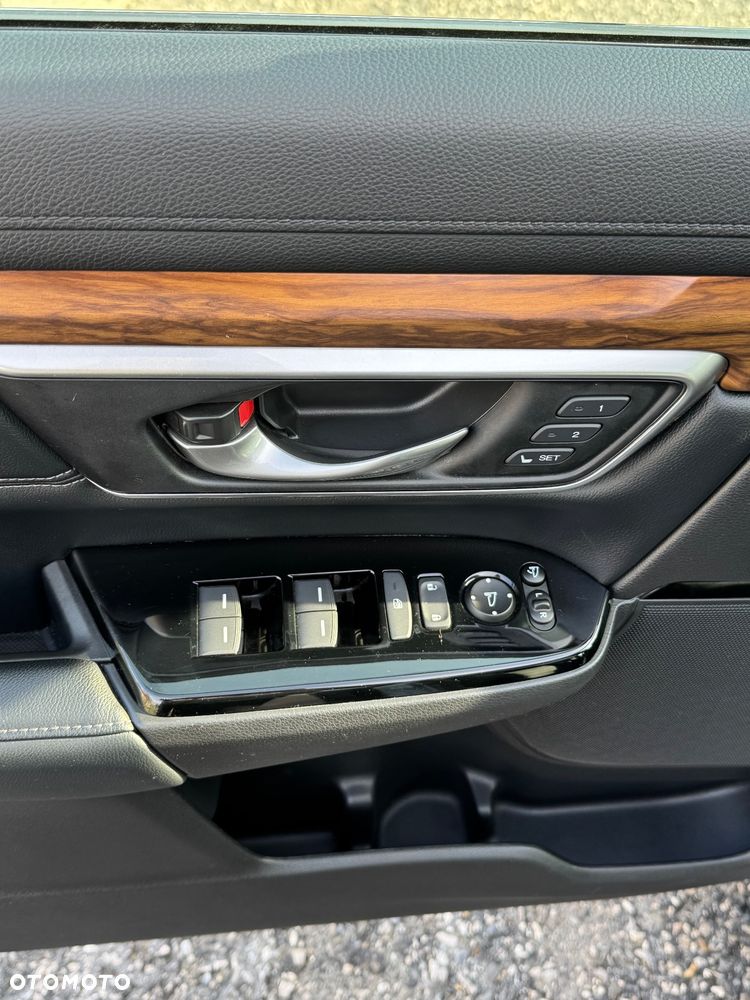 Honda CR-V 1.5 Executive (Honda Connect+) CVT - 26