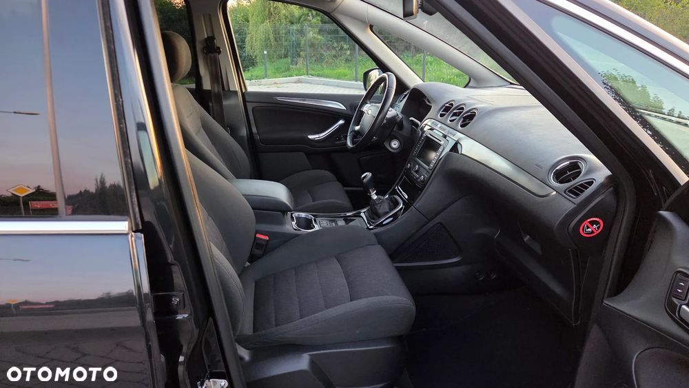 Ford S-Max 2.0 TDCi DPF Titanium - 23