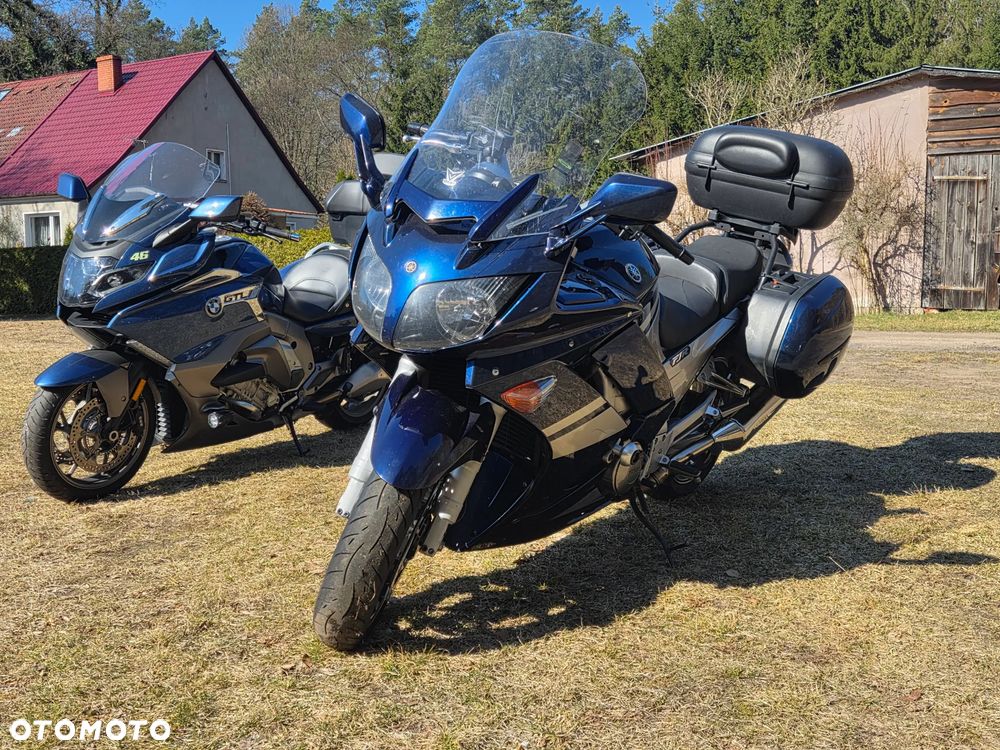 Yamaha FJR - 4