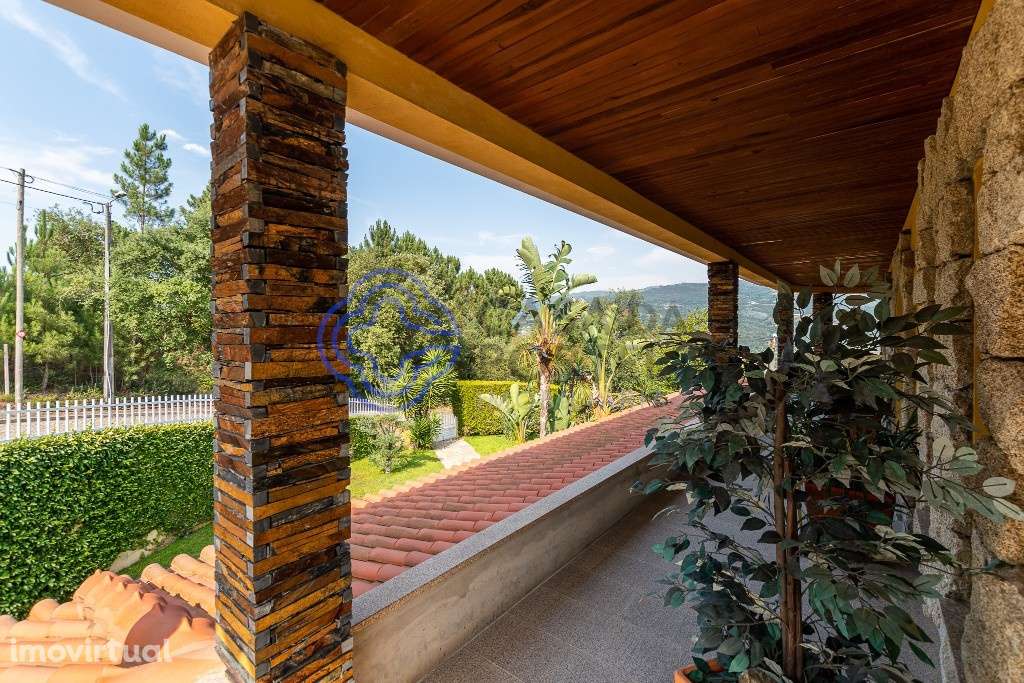 Moradia T4 de 2 pavimentos, 4 frentes em Bairros - Castelo de Paiva, - Grande imagem: 3/58