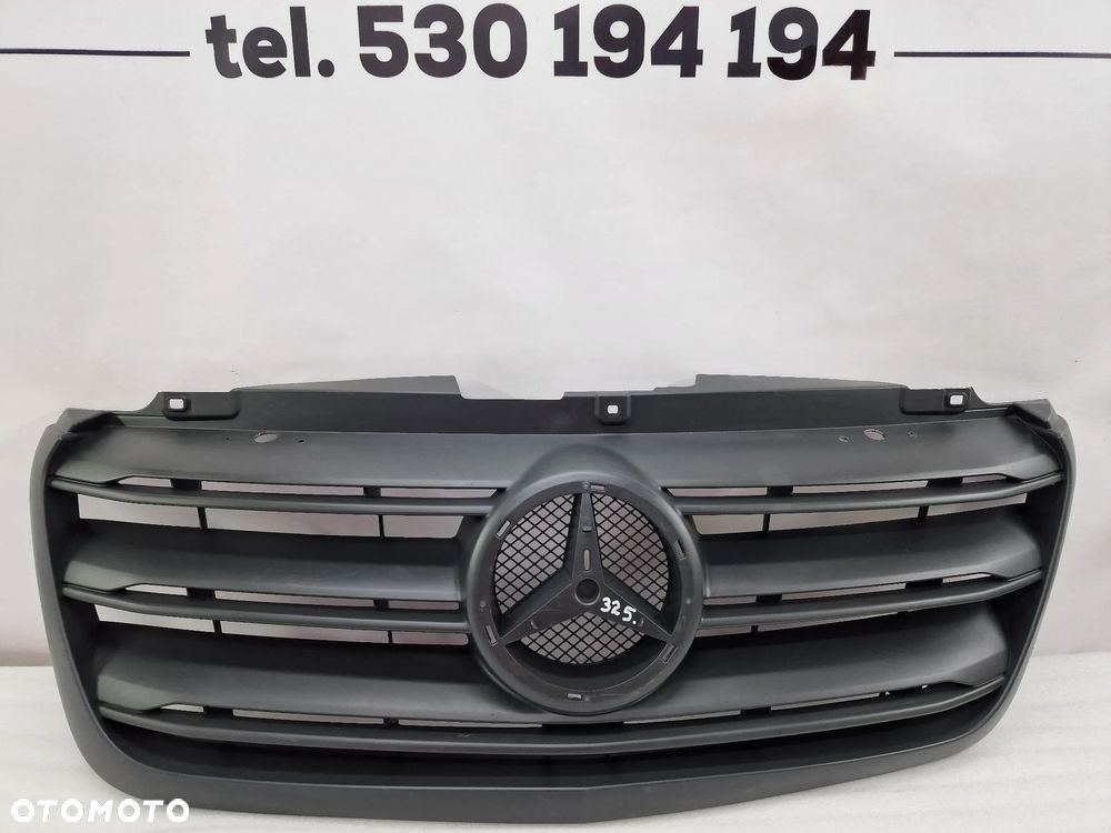 MERCEDES SPRINTER W910 ( NOWY MODEL ) 18- ATRAPA / GRILL PRZEDNI PRZÓD , NR A9108852600 , NR AUKCJI GL325 - 1