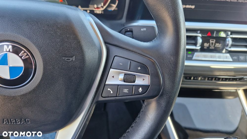 BMW Seria 3 320i GPF Sport - 26