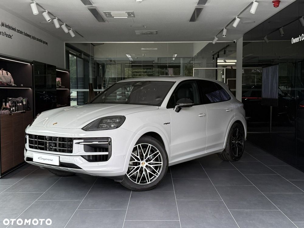 Porsche Cayenne - 4