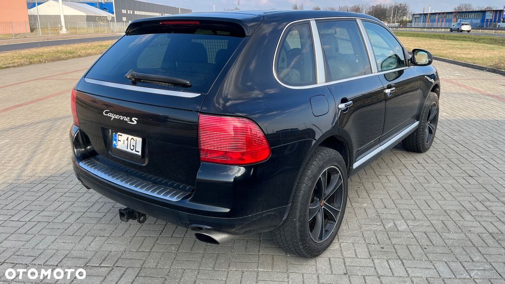 Porsche Cayenne S Tiptronic - 2