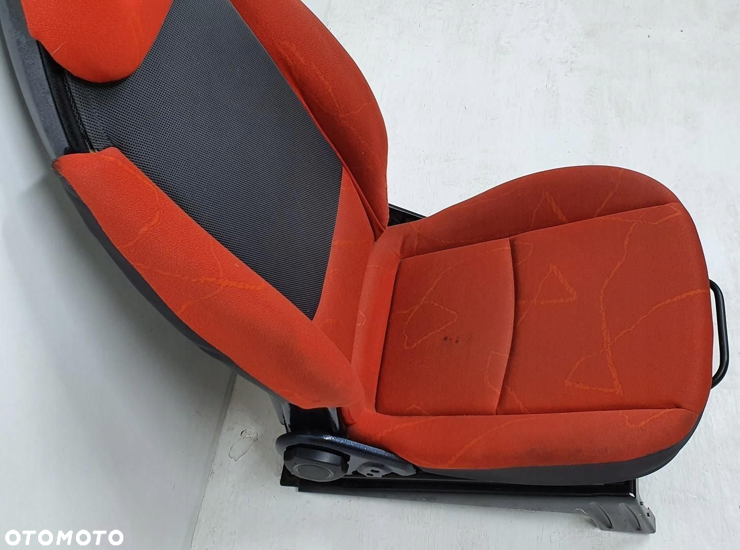 FOTEL LEWY KIEROWCY SMART FORTWO 450 EUROPA - 5