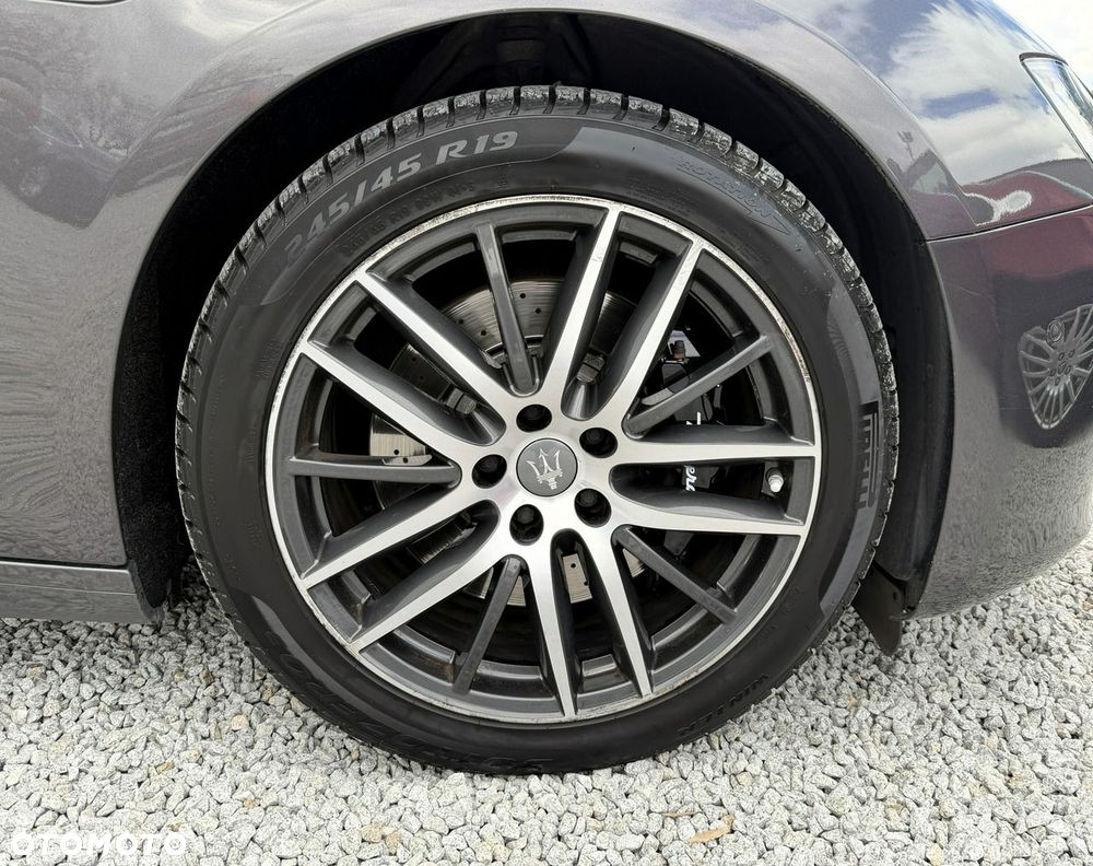 Maserati Ghibli Granlusso - 11