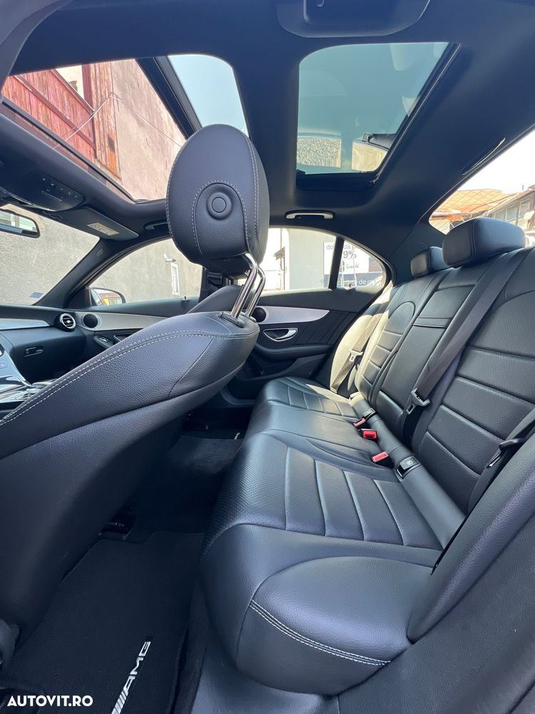 Mercedes-Benz C - 7